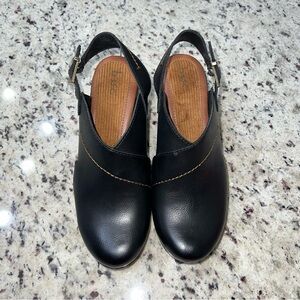 B.O.C Women's Black/ brown heel clogs size 10 never worn